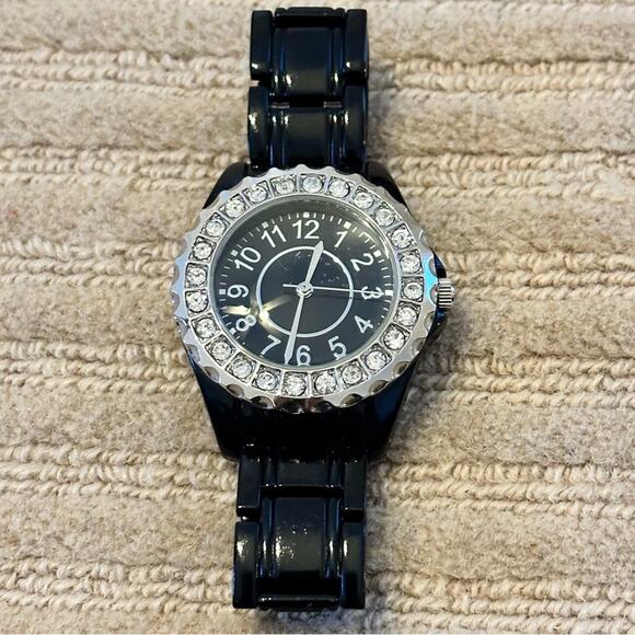 Black Stainless Steel Bling watch Needs Battery NWOT - Picture 1 of 11